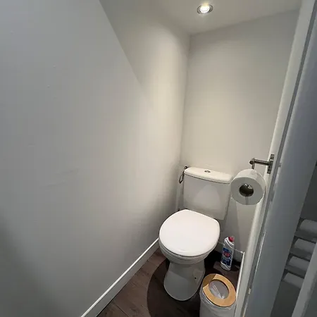 Coudert L Petit Cote Rue L Rez-de-chaussee En Hypercentre & Climatise شقة كاسْتْرْ